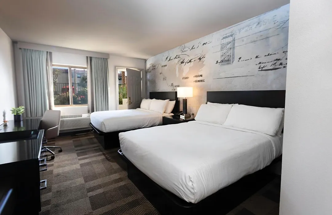 Silver Sevens Hotel And Casino, A Wyndham Garden-1